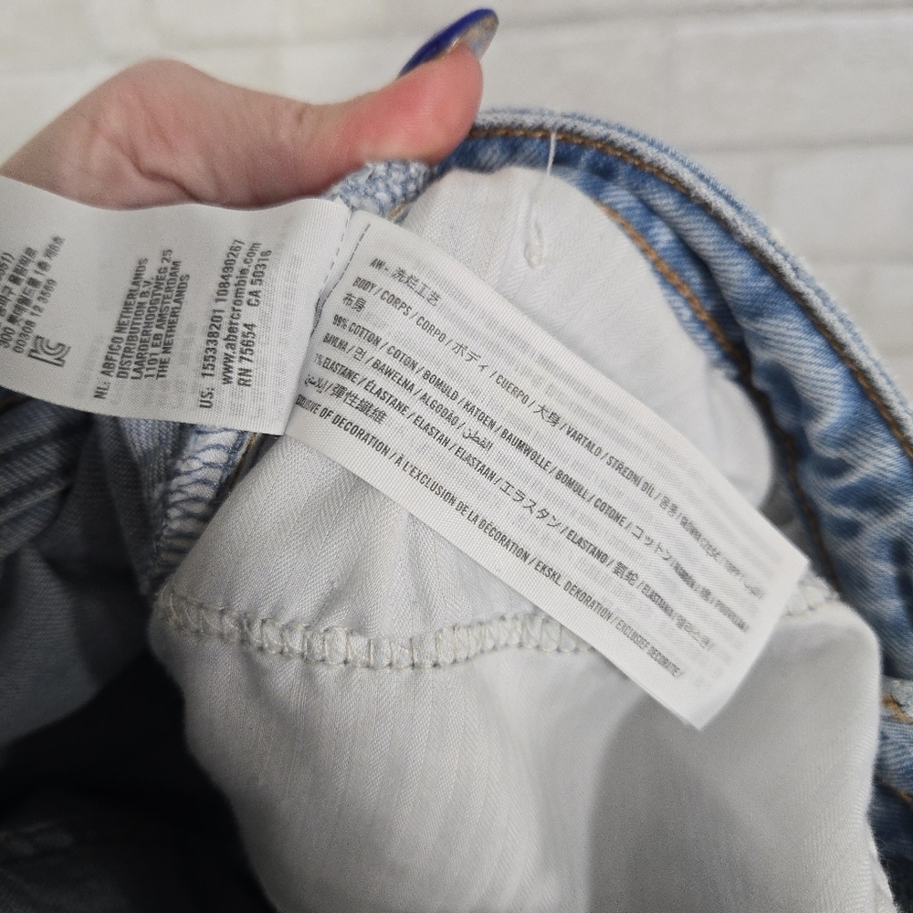 Abercrombie & Fitch The Mom high rise jeans - Picture 15 of 16